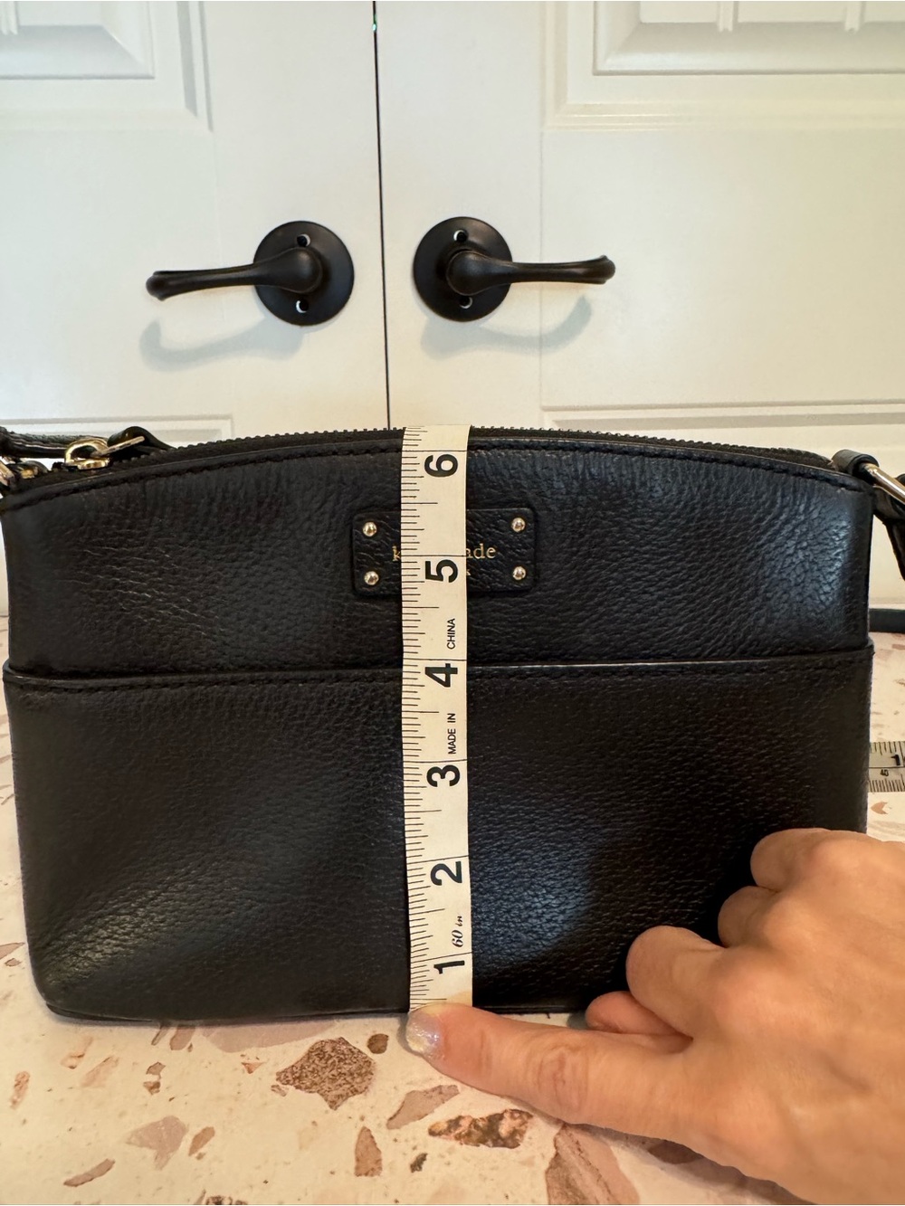 Kate Spade Black Leather Crossbody Bag with Gold Hardware - Picture 13 of 16